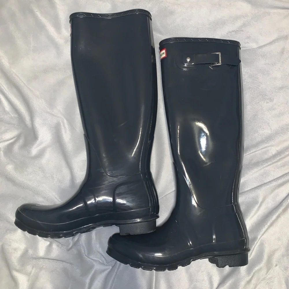 Hunter Glossy dark gray tall Rain Boots classic size 8
